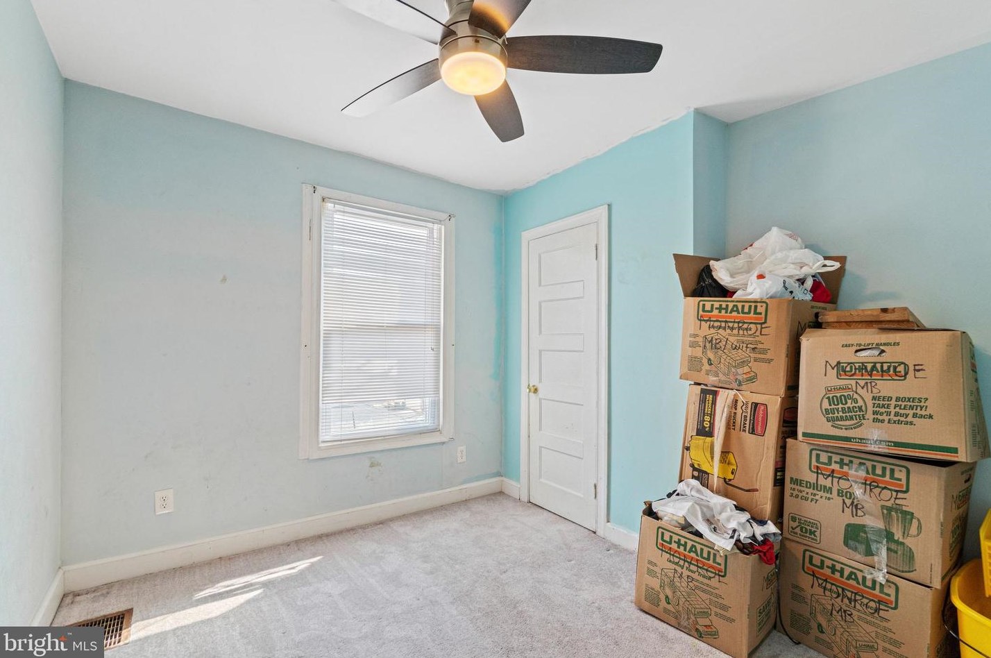 422 Wellens Ave, Philadelphia PA 19120-3333 exterior