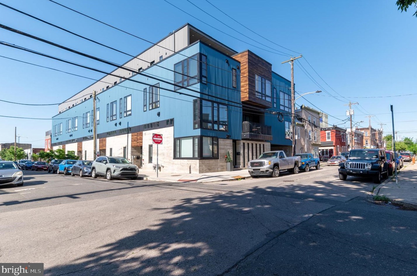 1768 Howard St, Philadelphia PA  19122-3210 exterior