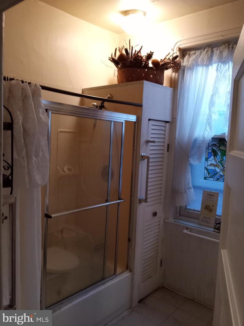 436 Somerville Ave, Philadelphia PA 19120-3209 exterior