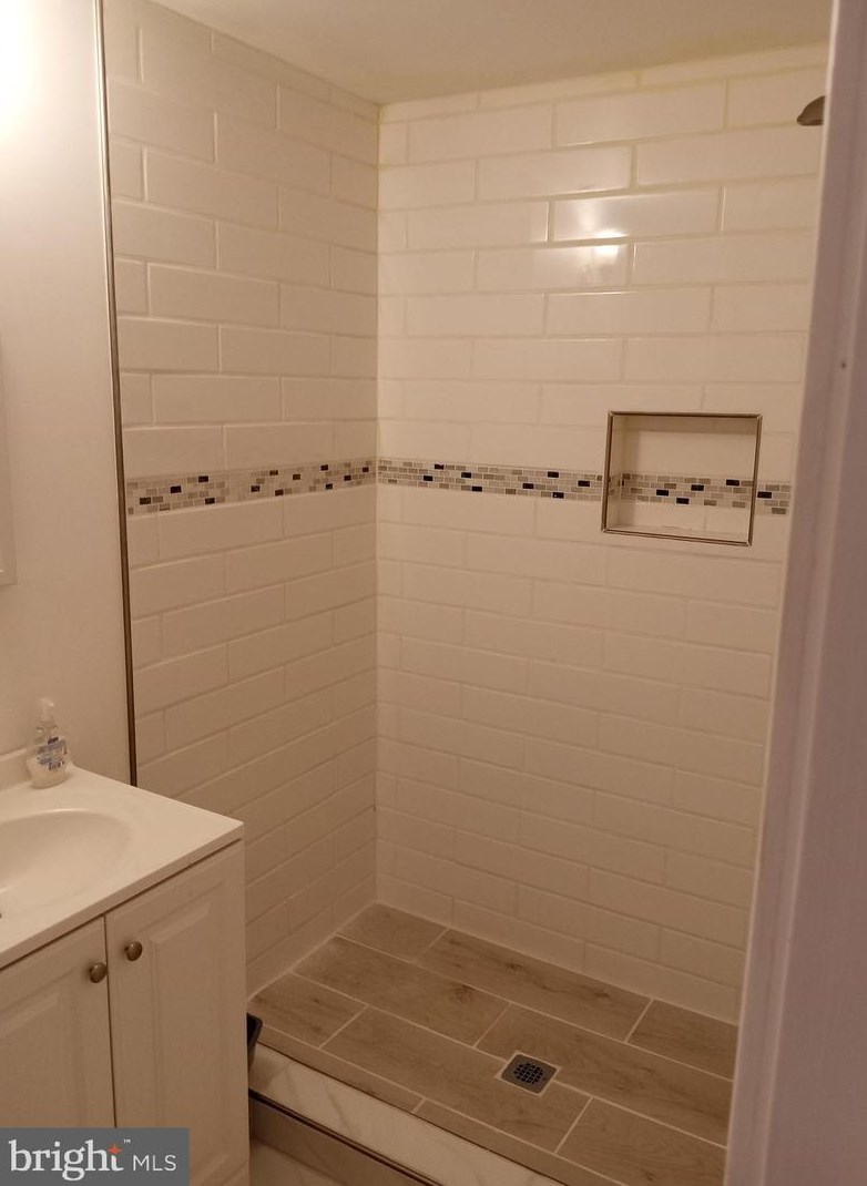 436 Somerville Ave, Philadelphia PA 19120-3209 exterior