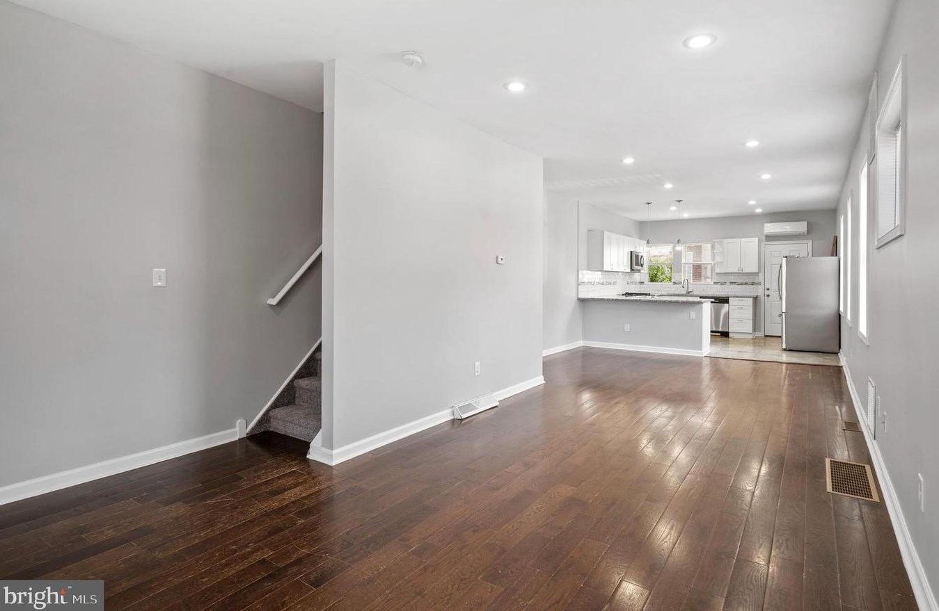 5432 Osage Ave, Philadelphia PA  19143-1413 exterior