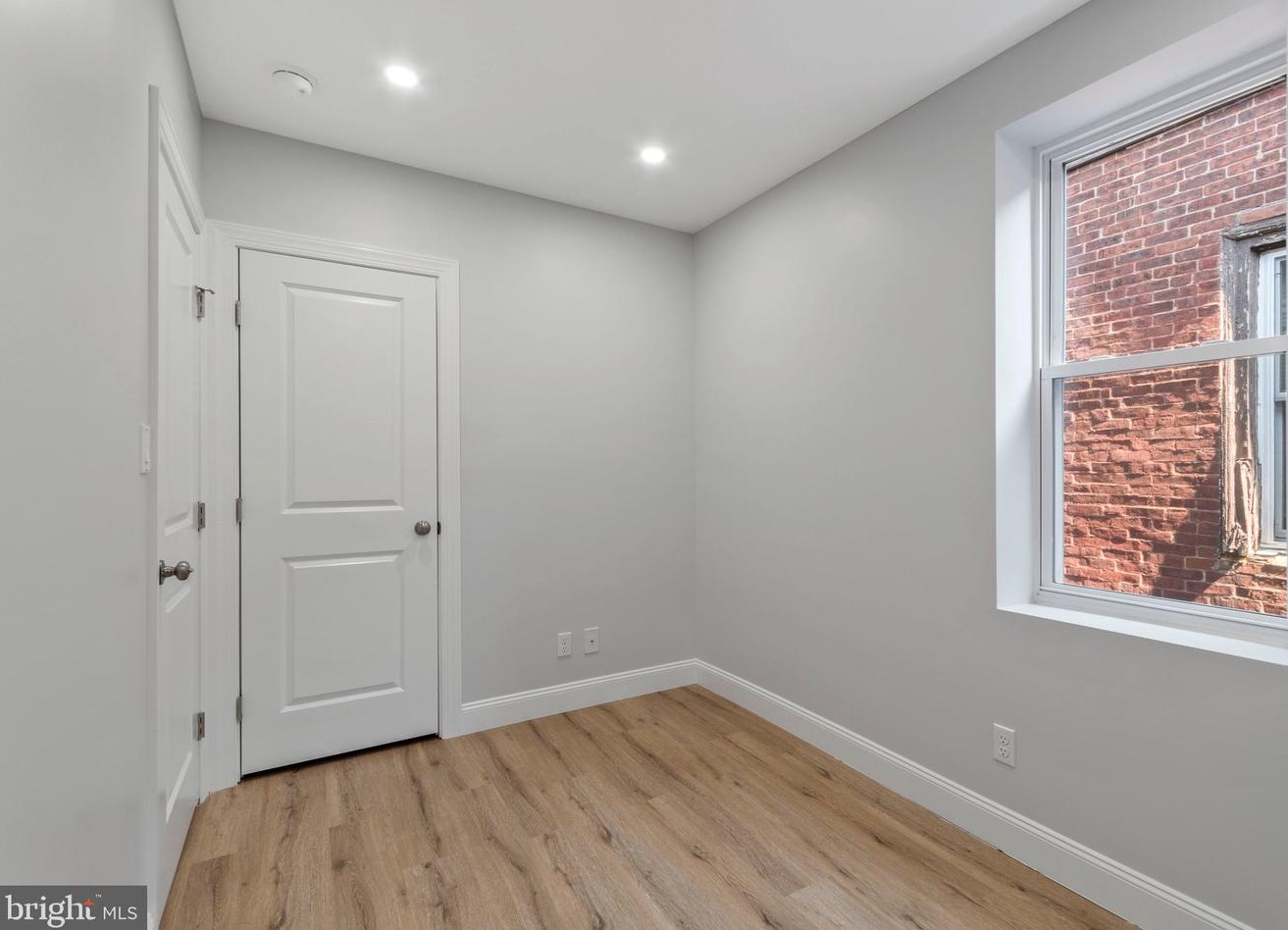 4810 Warnock St, Philadelphia PA  19141-3941 exterior