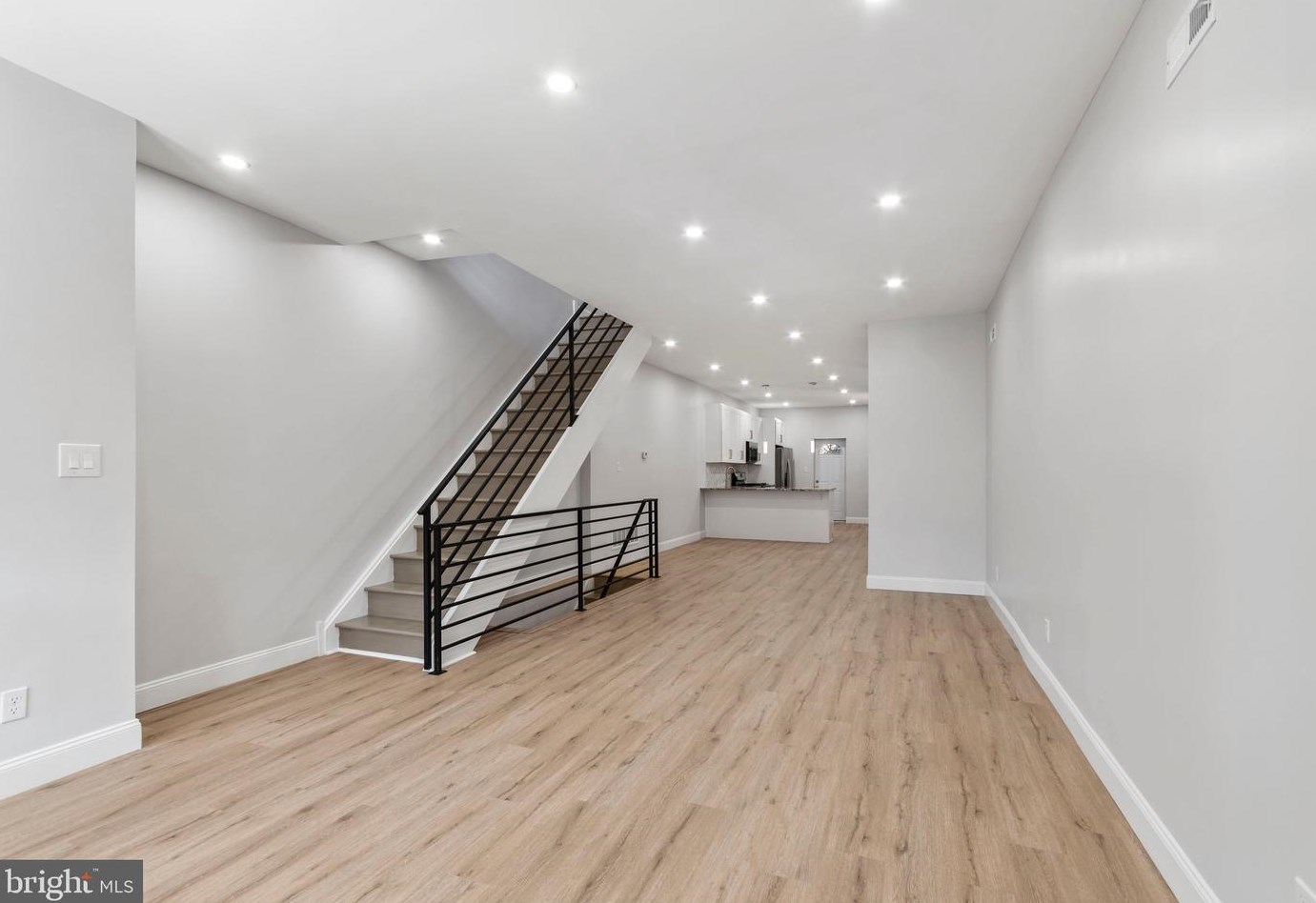 4810 Warnock St, Philadelphia PA  19141-3941 exterior