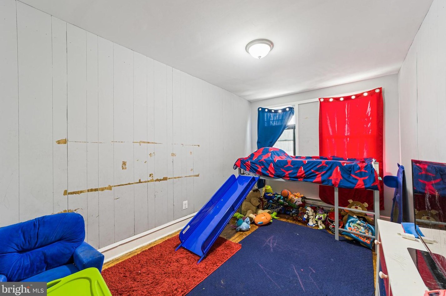 7037 Ogontz Ave, Philadelphia PA 19138-2012 exterior