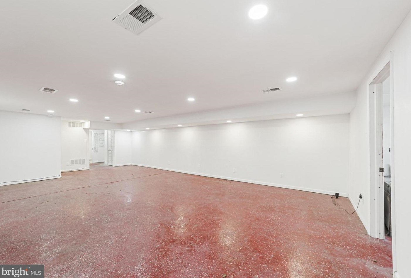 7037 Ogontz Ave, Philadelphia PA 19138-2012 exterior