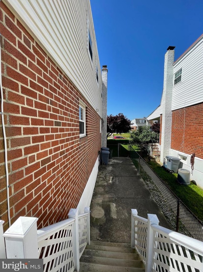 3417 Eden St, Philadelphia PA  19114-3605 exterior