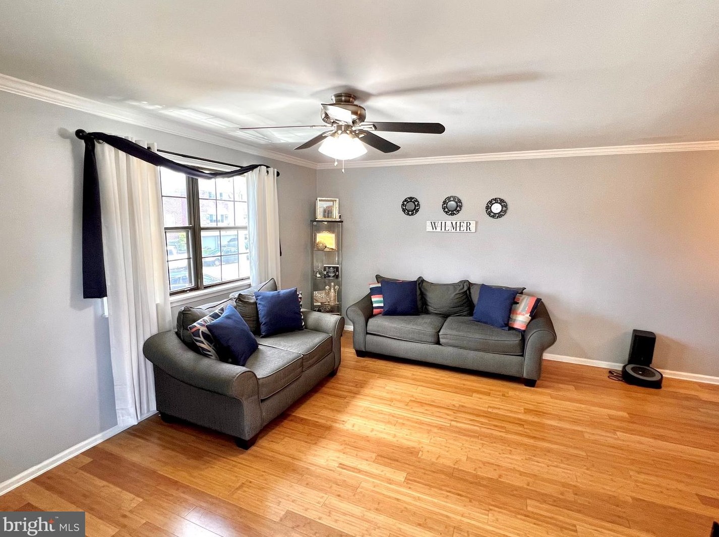 9603 Hoff St, Philadelphia PA 19115-4707 exterior