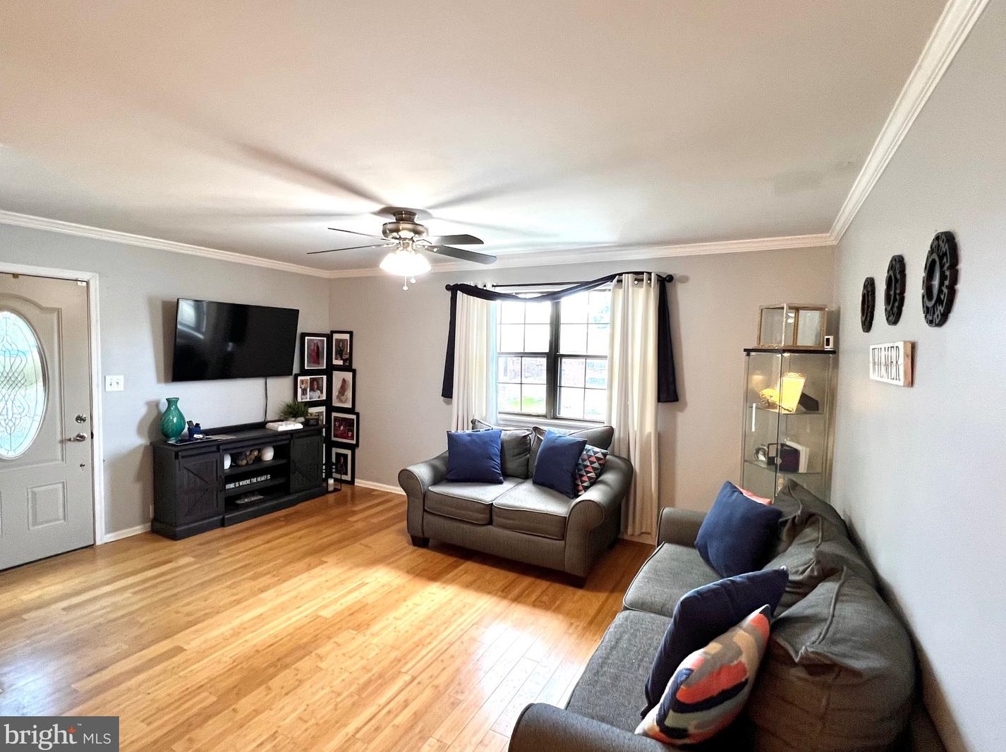 9603 Hoff St, Philadelphia PA 19115-4707 exterior