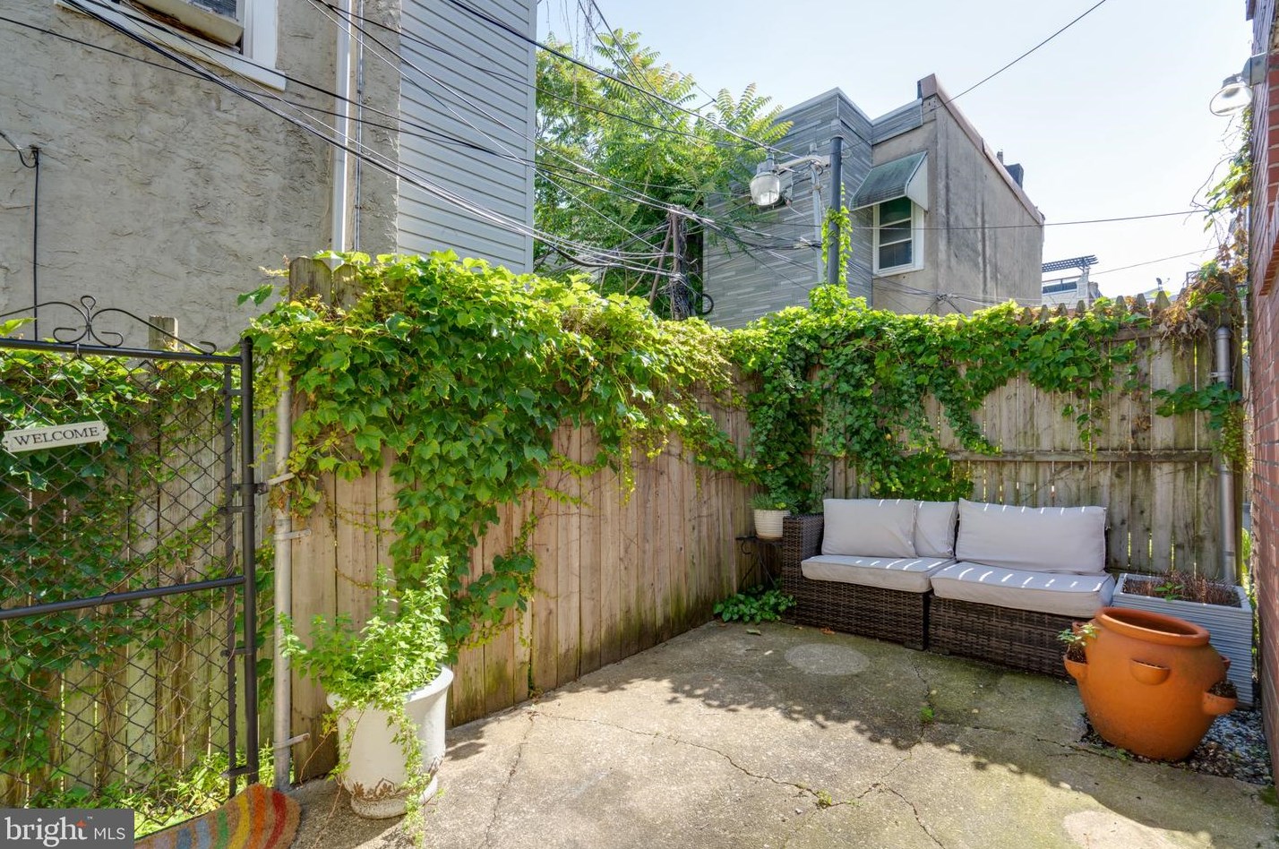 2323 Parrish St, Philadelphia PA 19104-4806 exterior