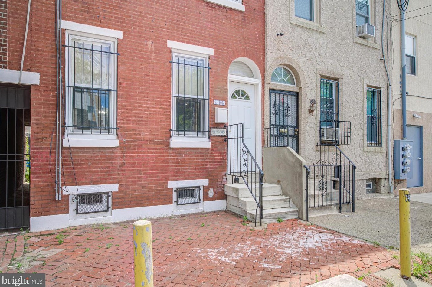 2107 5th St, Philadelphia PA  19122-1411 exterior