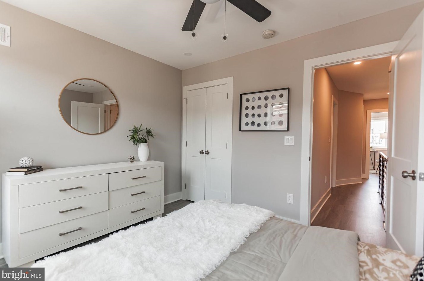 2636 Watts St, Philadelphia PA  19148-4335 exterior