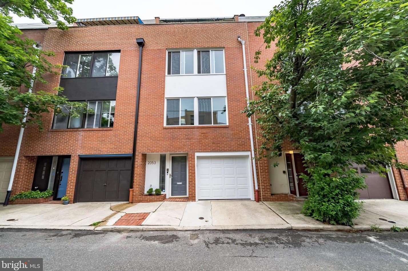 2053 North St, Philadelphia PA  19130-3217 exterior