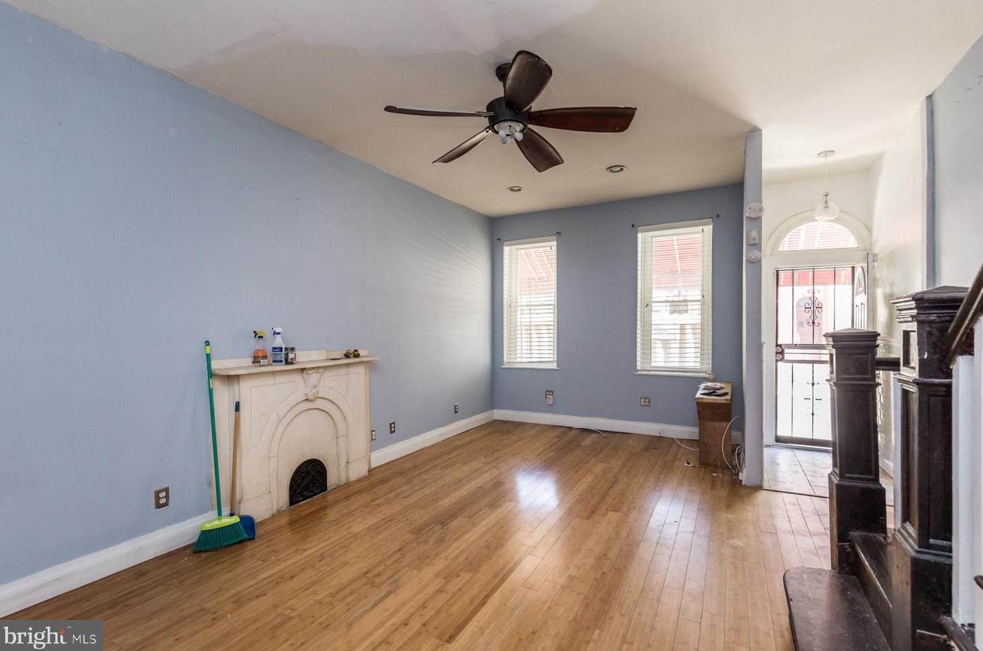 2432 Thompson St, Philadelphia PA  19121-4848 exterior