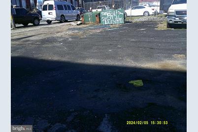 271 W Indiana Avenue, Philadelphia, PA 19133 - Photo 1