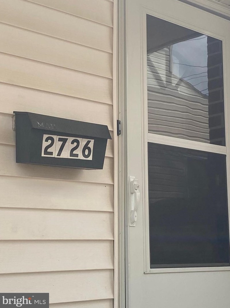 2726 Maxwell St, Philadelphia PA  19136-1017 exterior