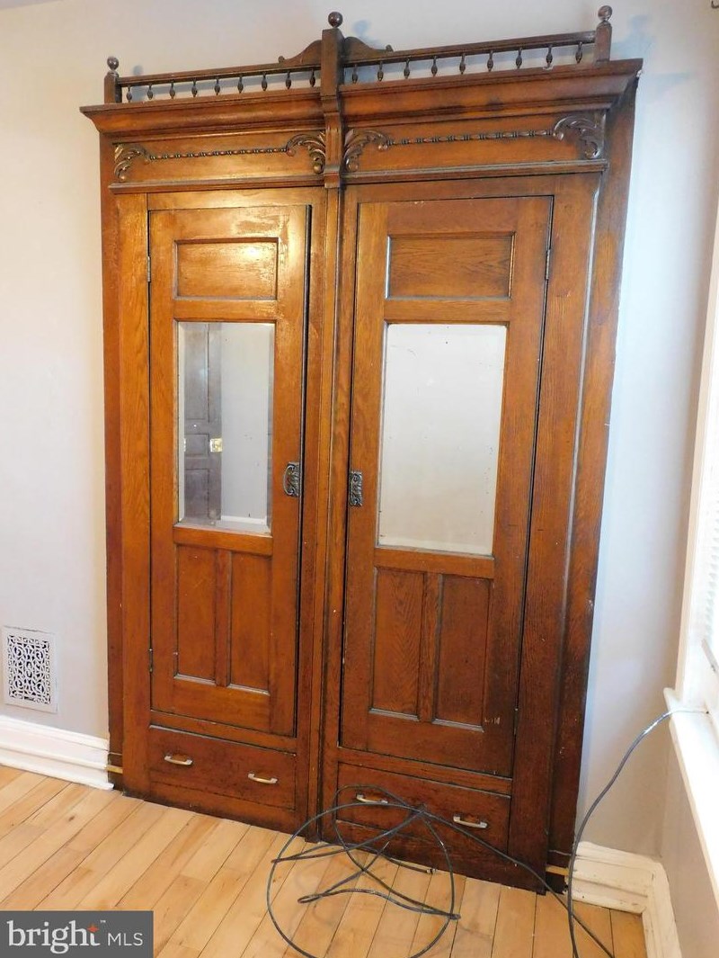 2052 Hagert St, Philadelphia PA 19132-4245 exterior