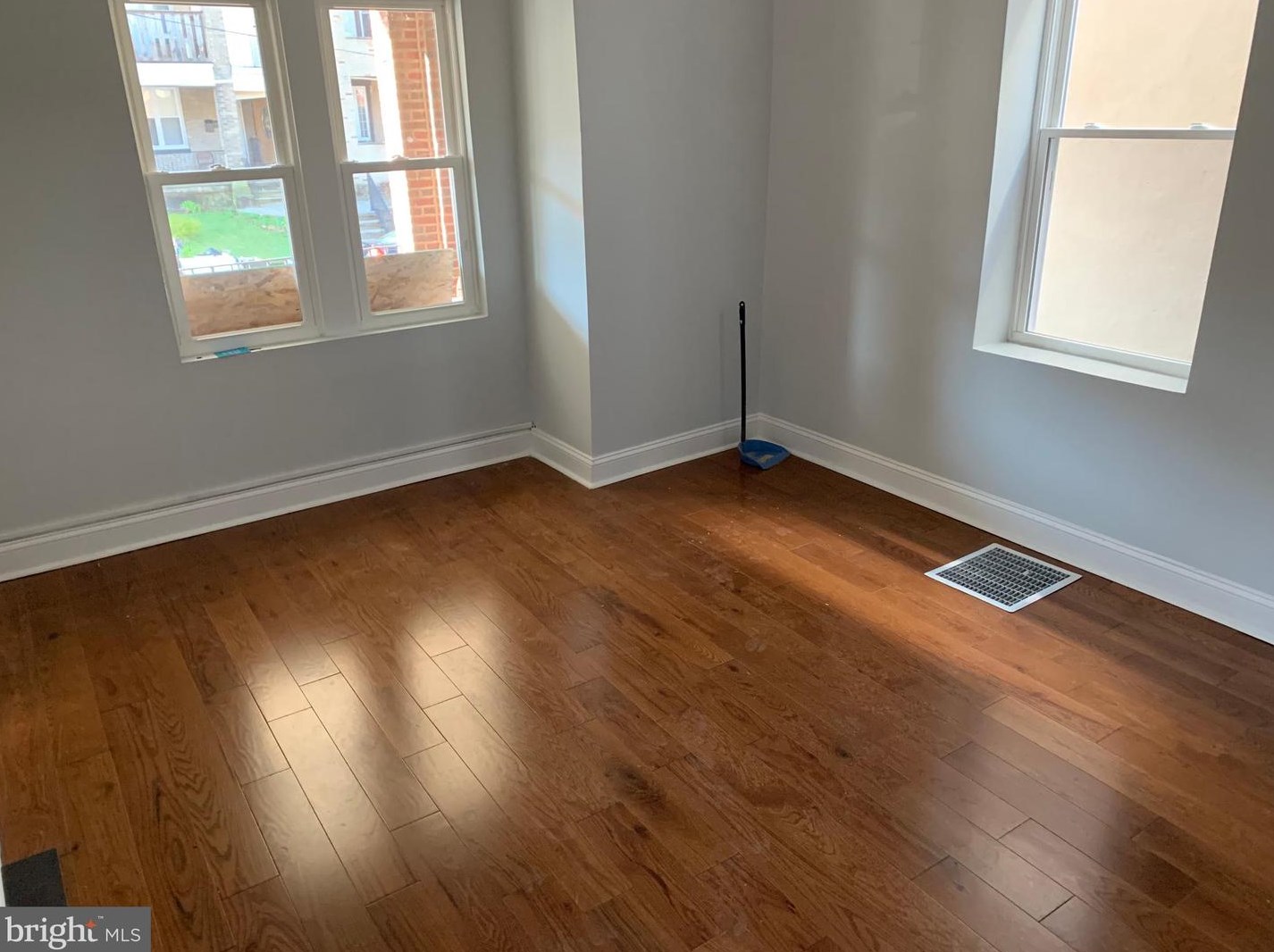 5435 Angora Ter, Philadelphia PA  19143-3115 exterior