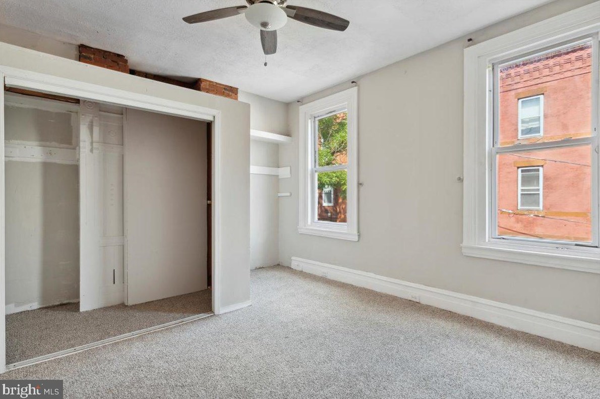 2046 Gratz St, Philadelphia PA  19121-1545 exterior