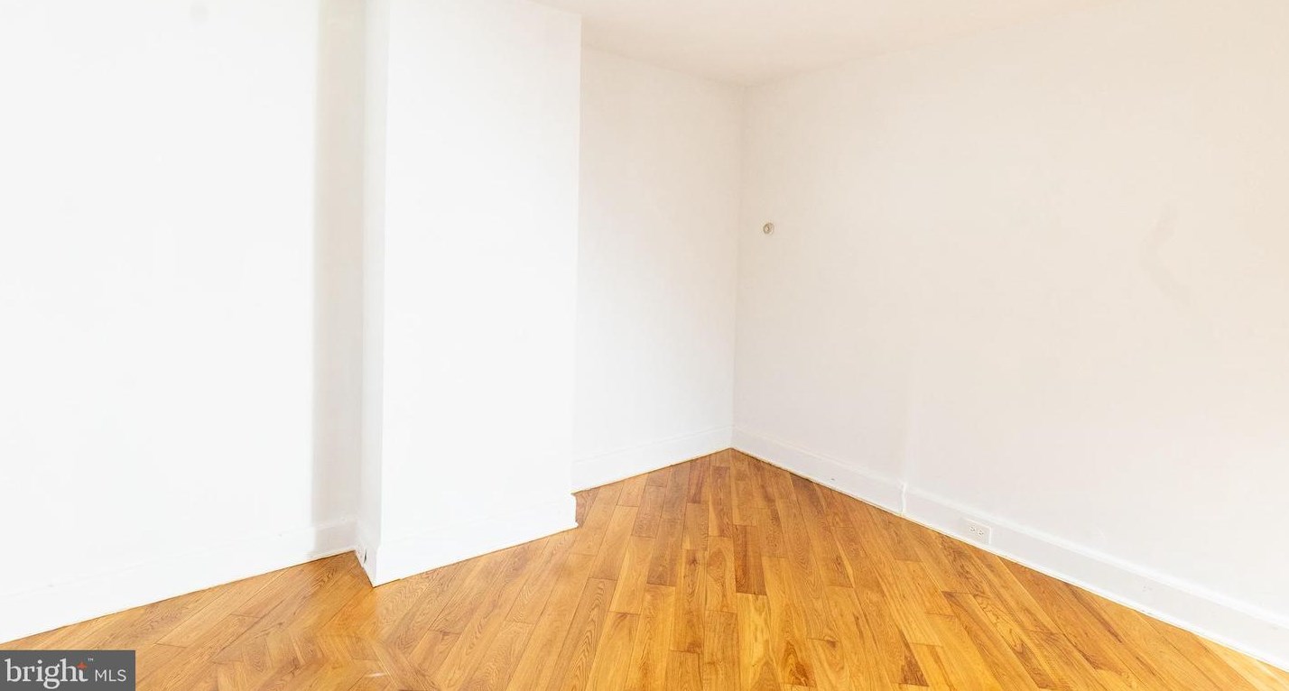 1212 S Melville St, Philadelphia, PA 19143