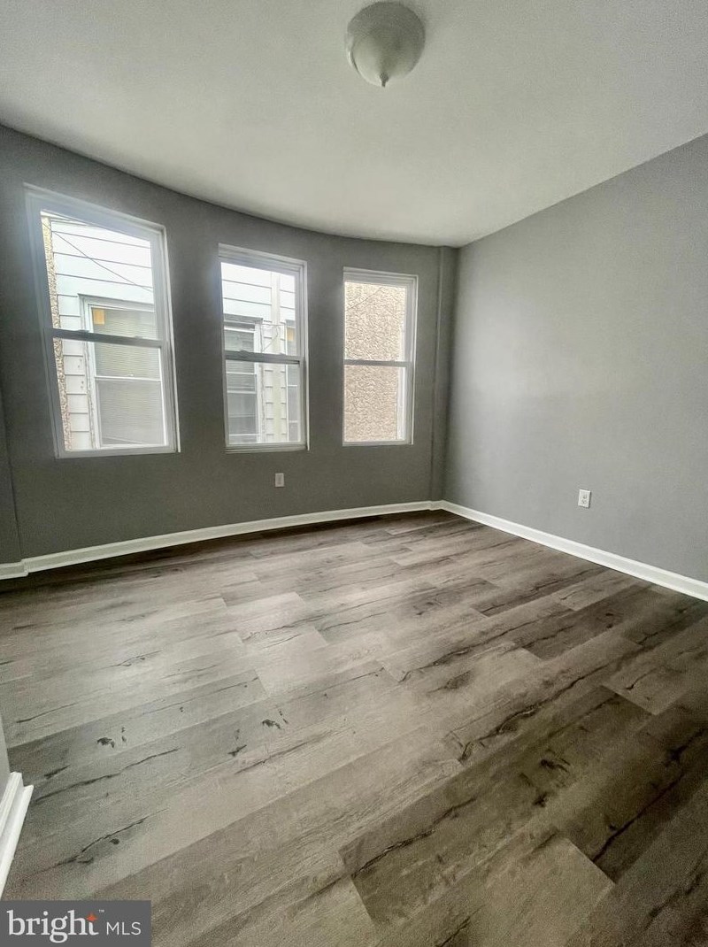 413 Salford St, Philadelphia PA  19151-4346 exterior