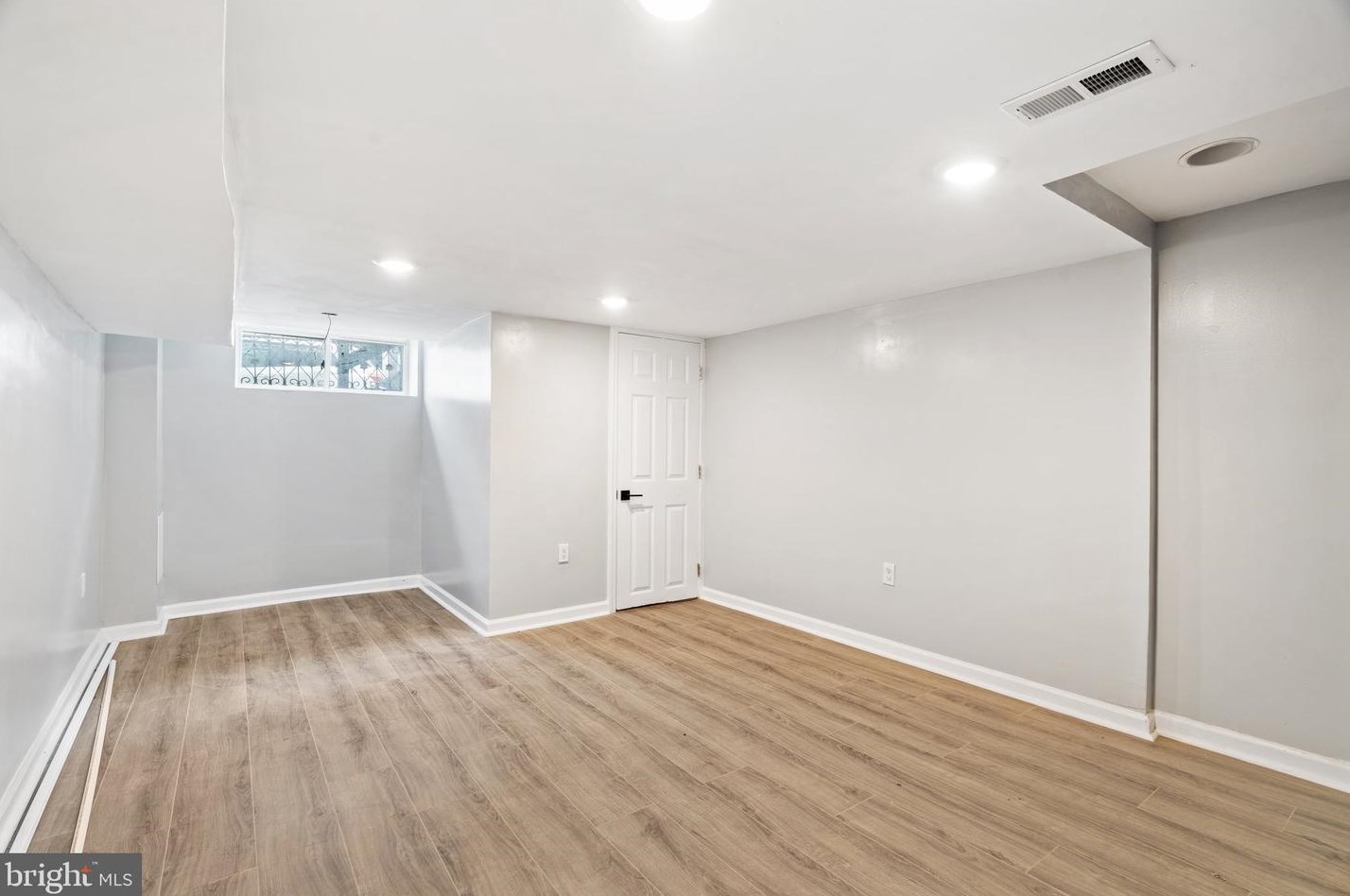 1705 Newkirk St, Philadelphia PA  19145-1626 exterior