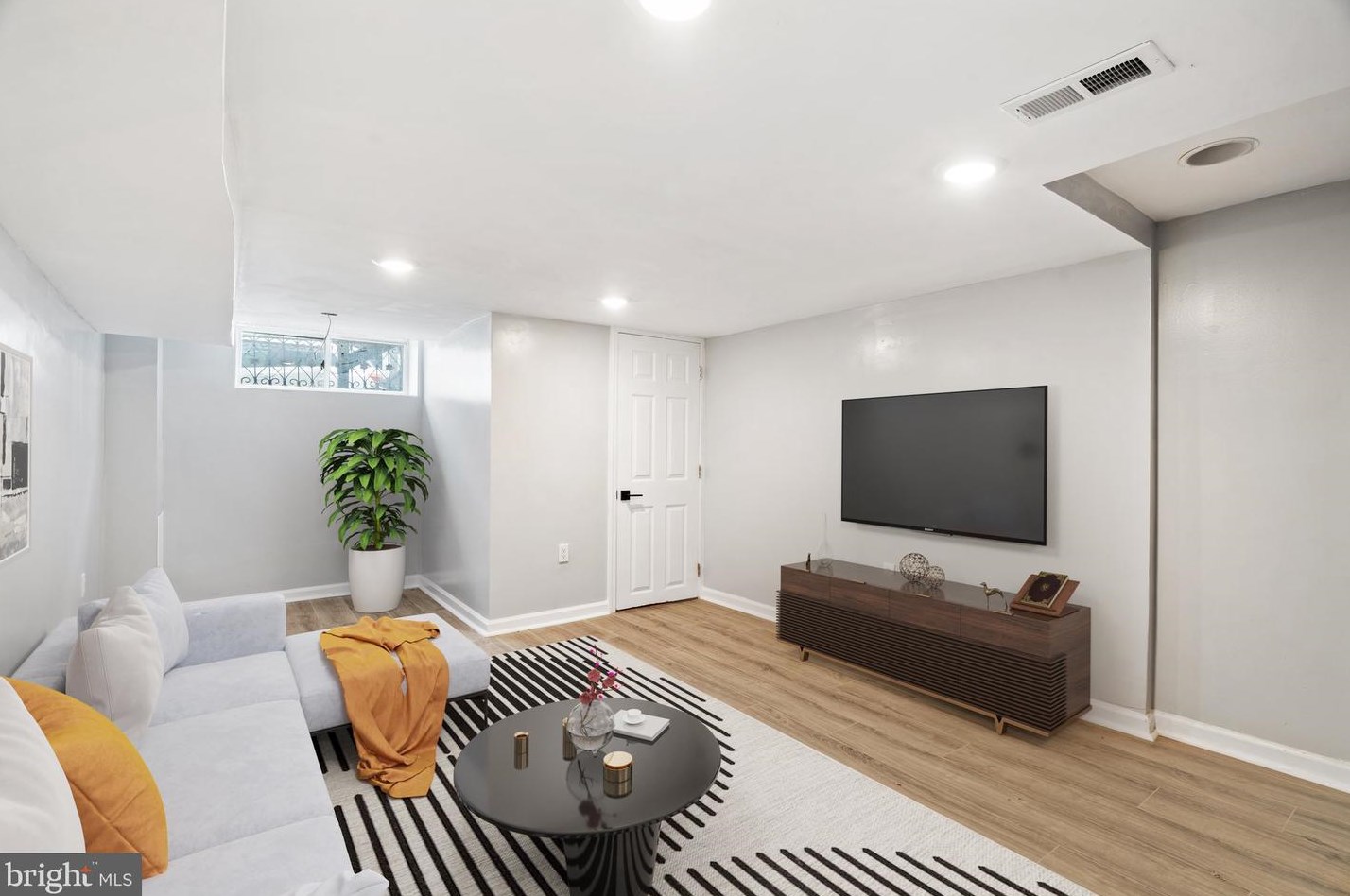 1705 Newkirk St, Philadelphia PA  19145-1626 exterior