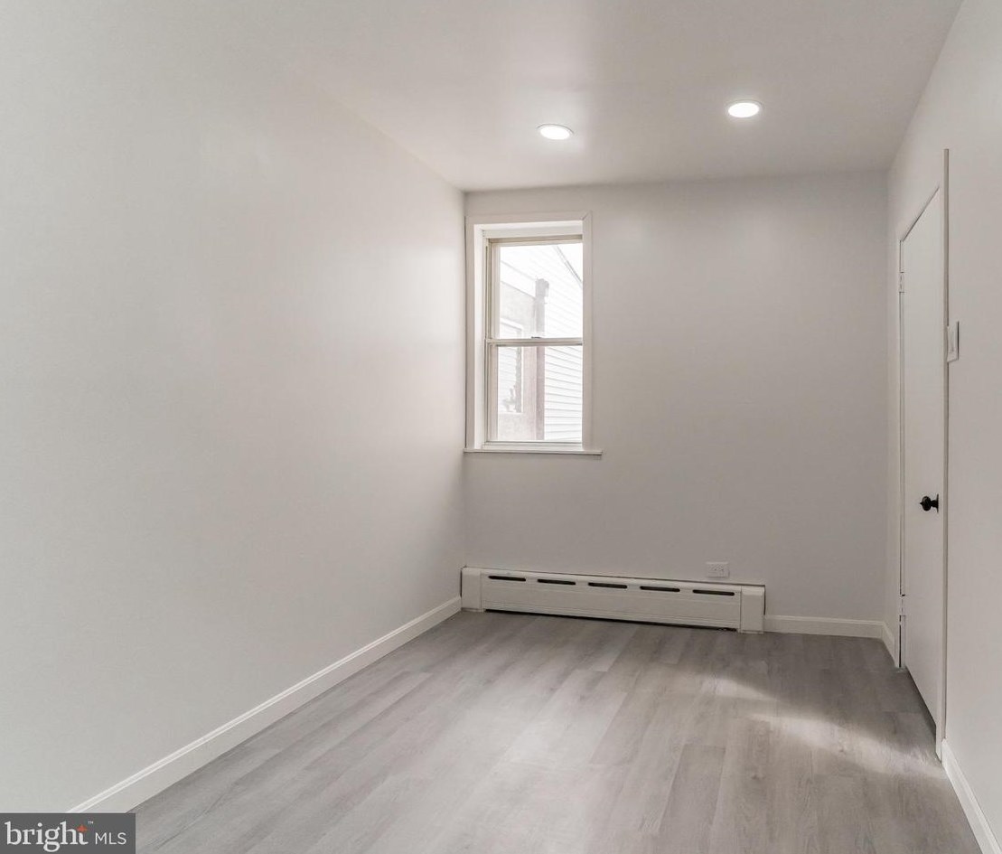 3055 Chatham St, Philadelphia PA  19134-4306 exterior