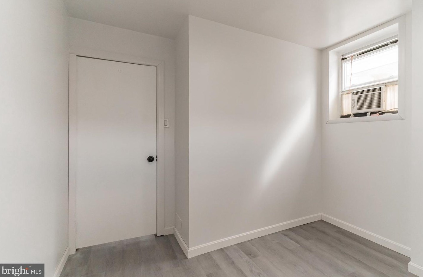 3055 Chatham St, Philadelphia PA  19134-4306 exterior