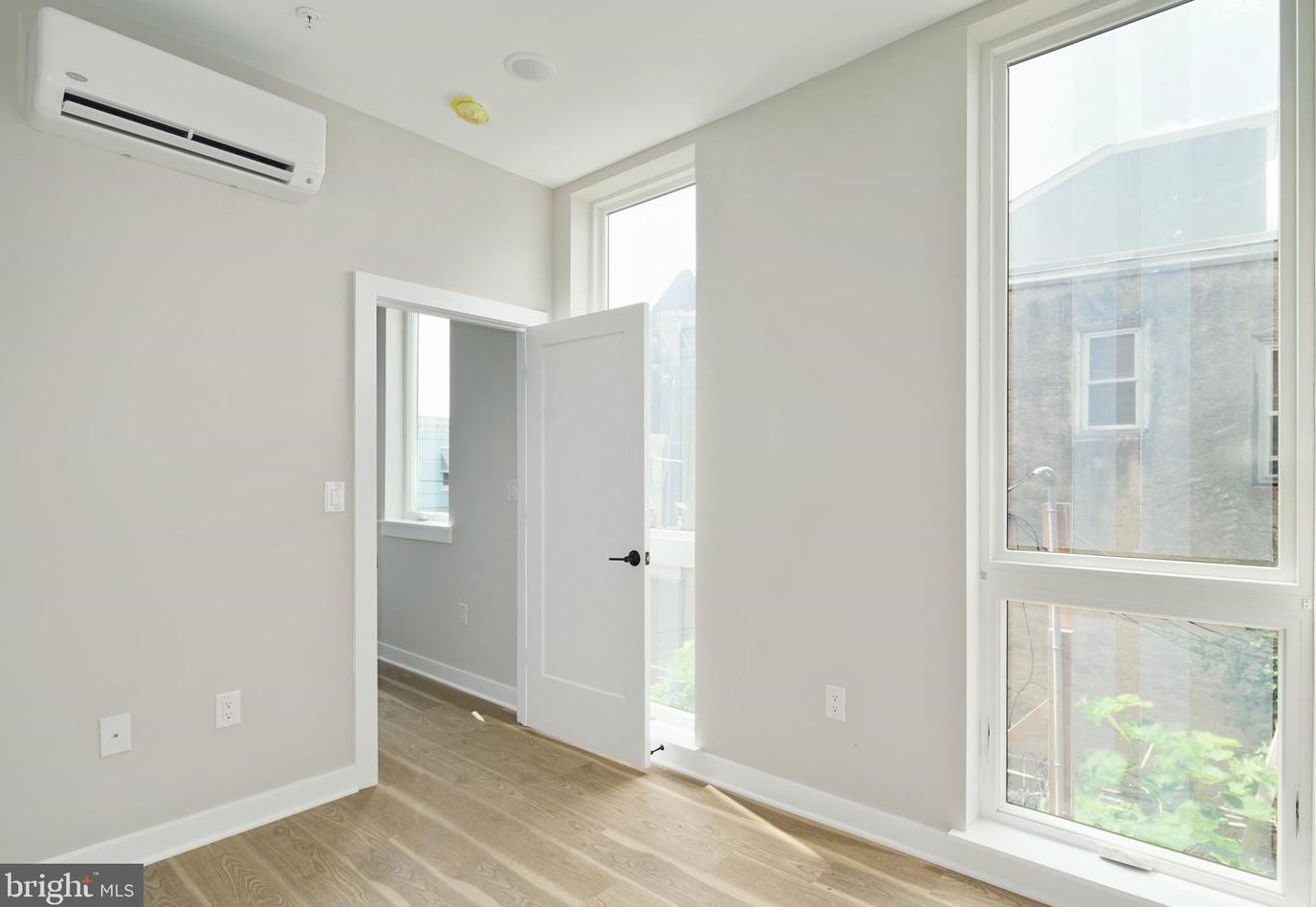 2600 W Girard Ave #203, Philadelphia, PA 19130