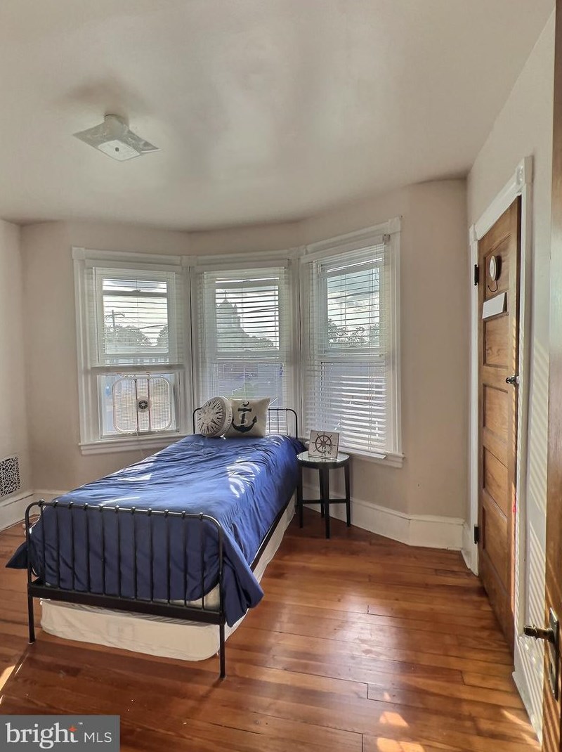 1817 Murray St, Philadelphia PA 19115-3815 exterior