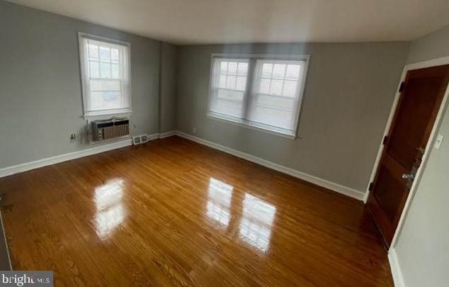 7341 Oxford Ave, Philadelphia PA  19111-3020 exterior