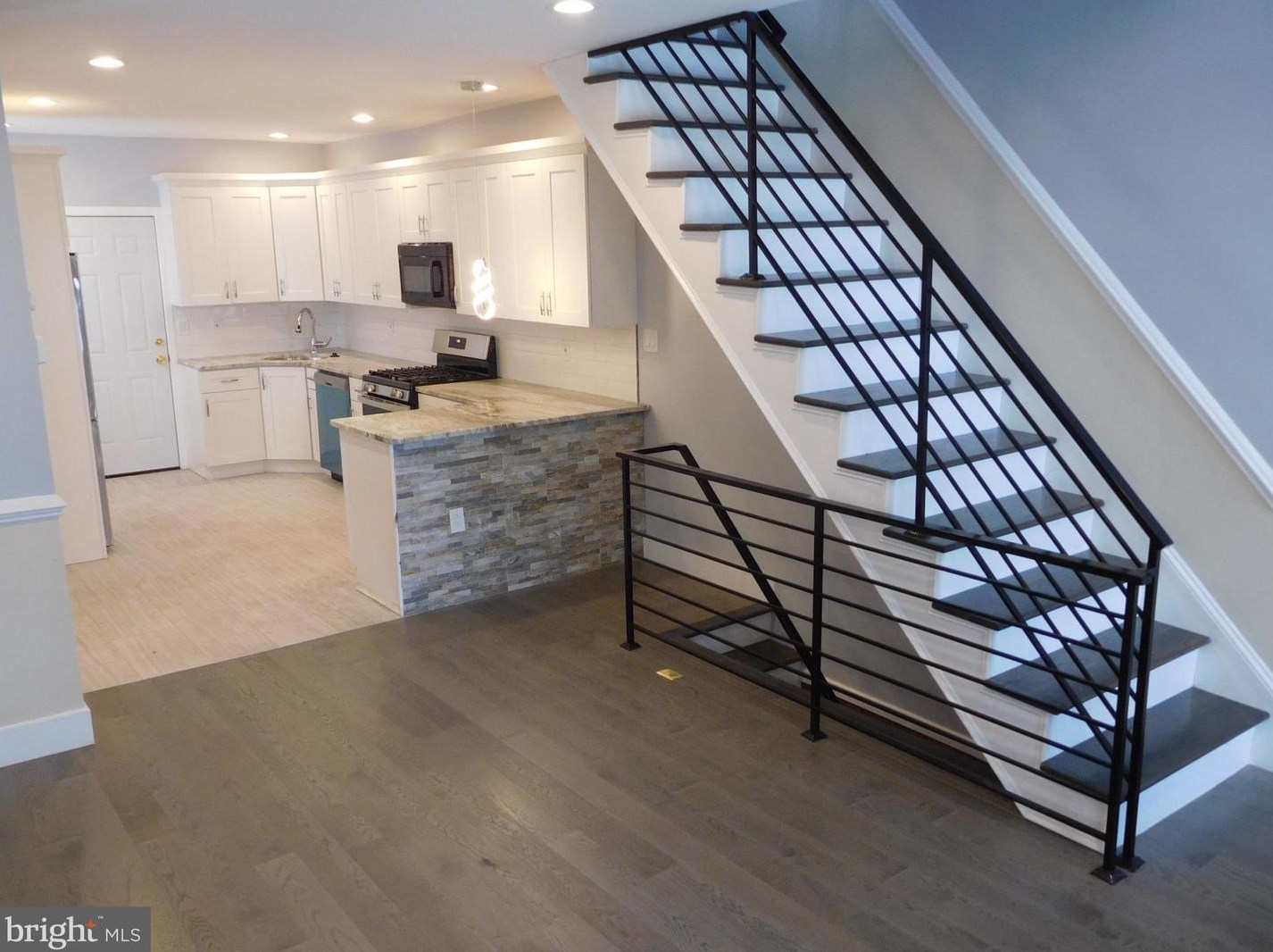 1533 Napa St, Philadelphia PA  19146-3419 exterior