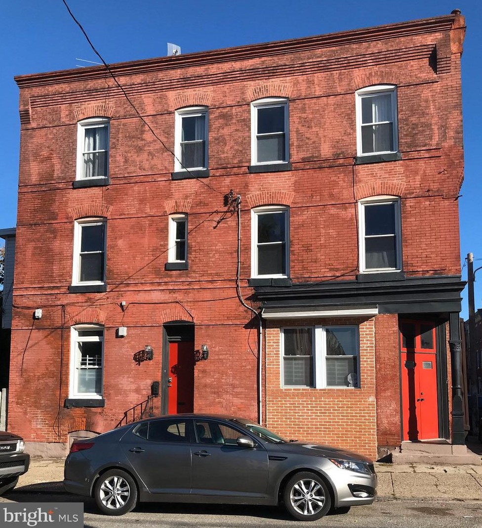 1300 Newkirk St, Philadelphia PA  19121-4529 exterior