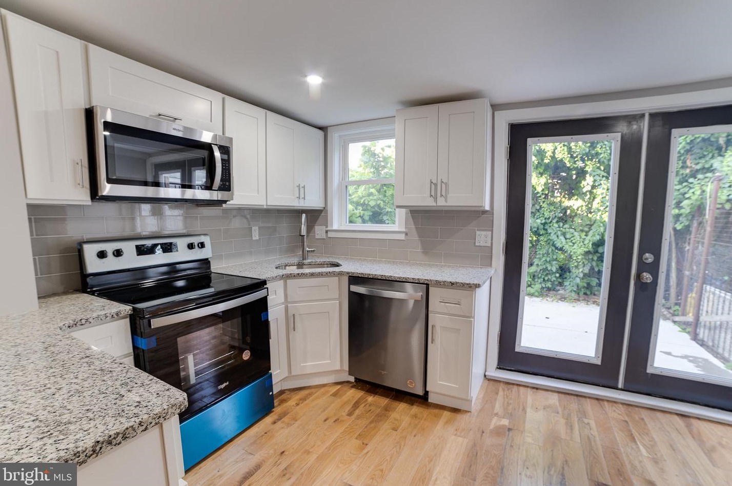1925 Oakdale St, Philadelphia PA  19125-1117 exterior