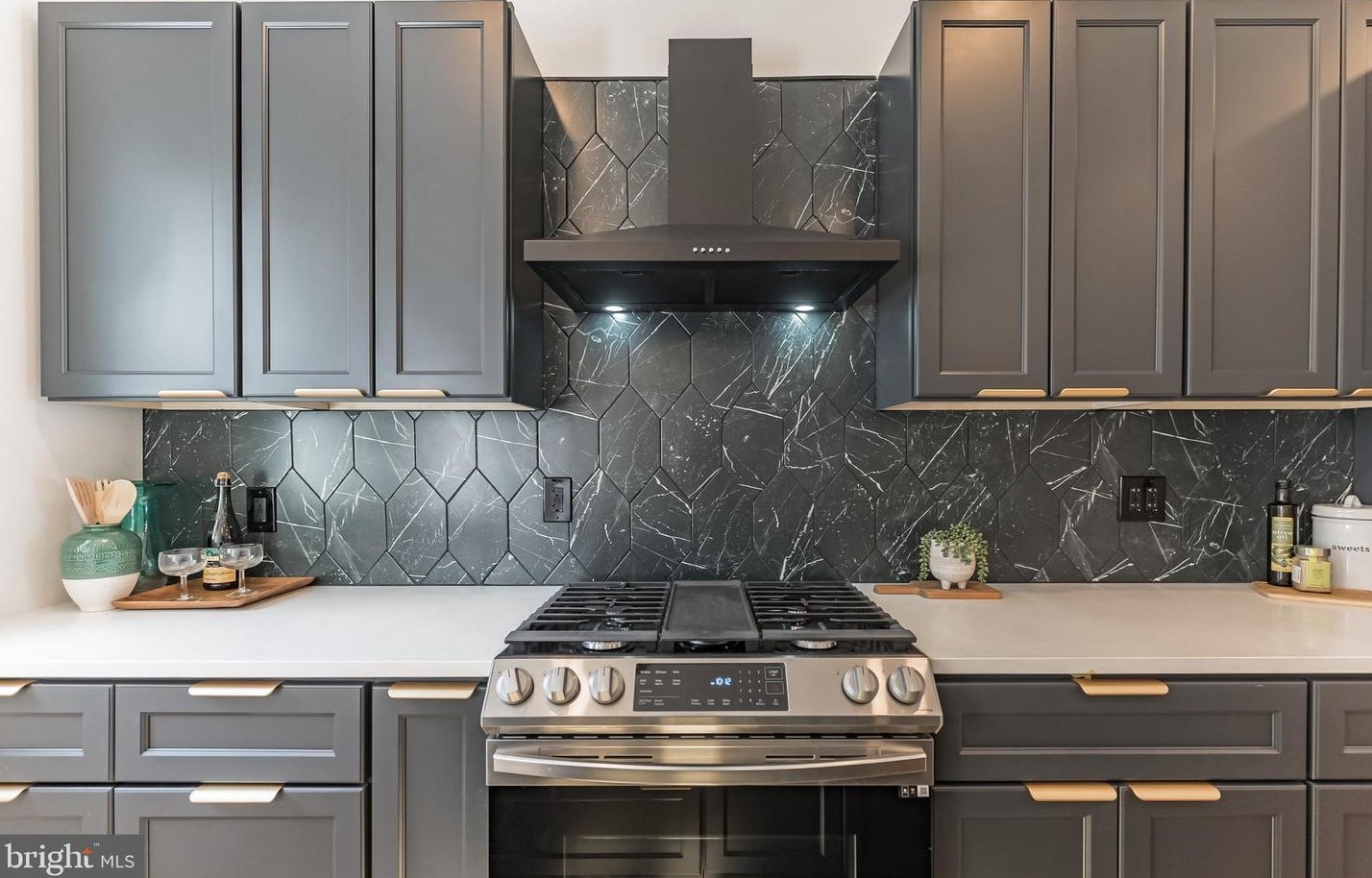 1435 Percy St, Philadelphia PA  19147-5614 exterior