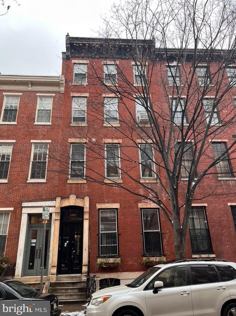 1810 Pine St, Philadelphia PA  19103-6643 exterior
