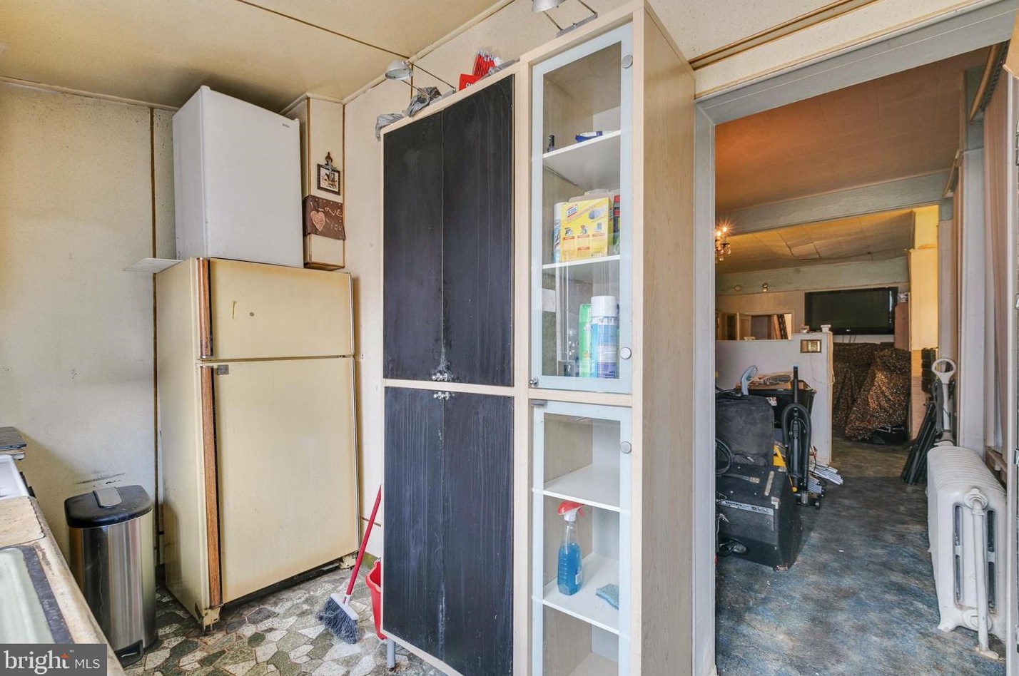 1443 Snyder Ave, Philadelphia PA 19148-2312 exterior