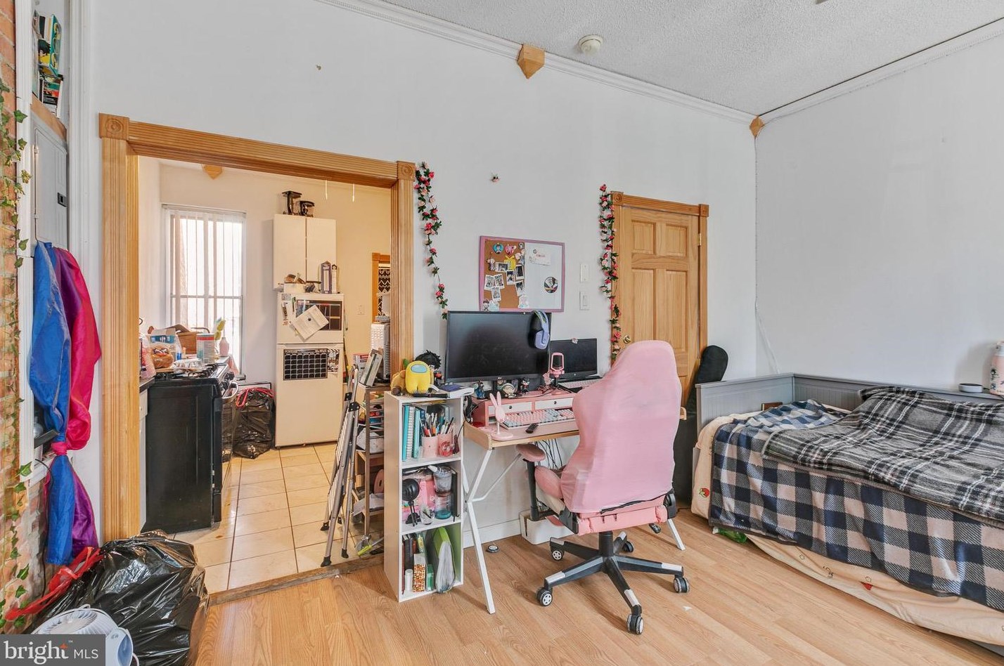 1443 Snyder Ave, Philadelphia PA 19148-2312 exterior