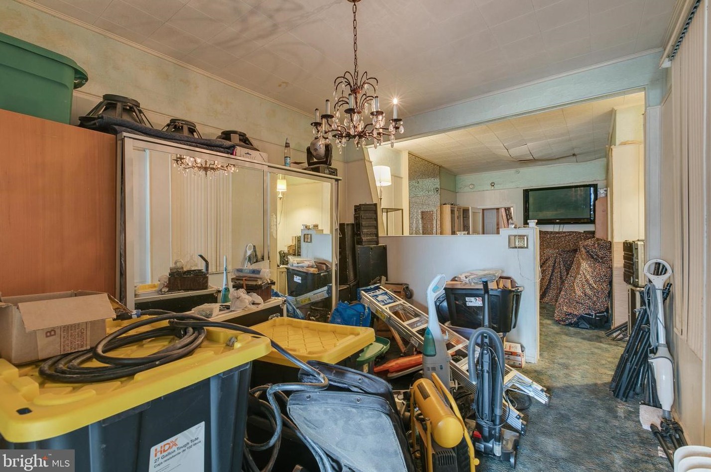 1443 Snyder Ave, Philadelphia PA 19148-2312 exterior