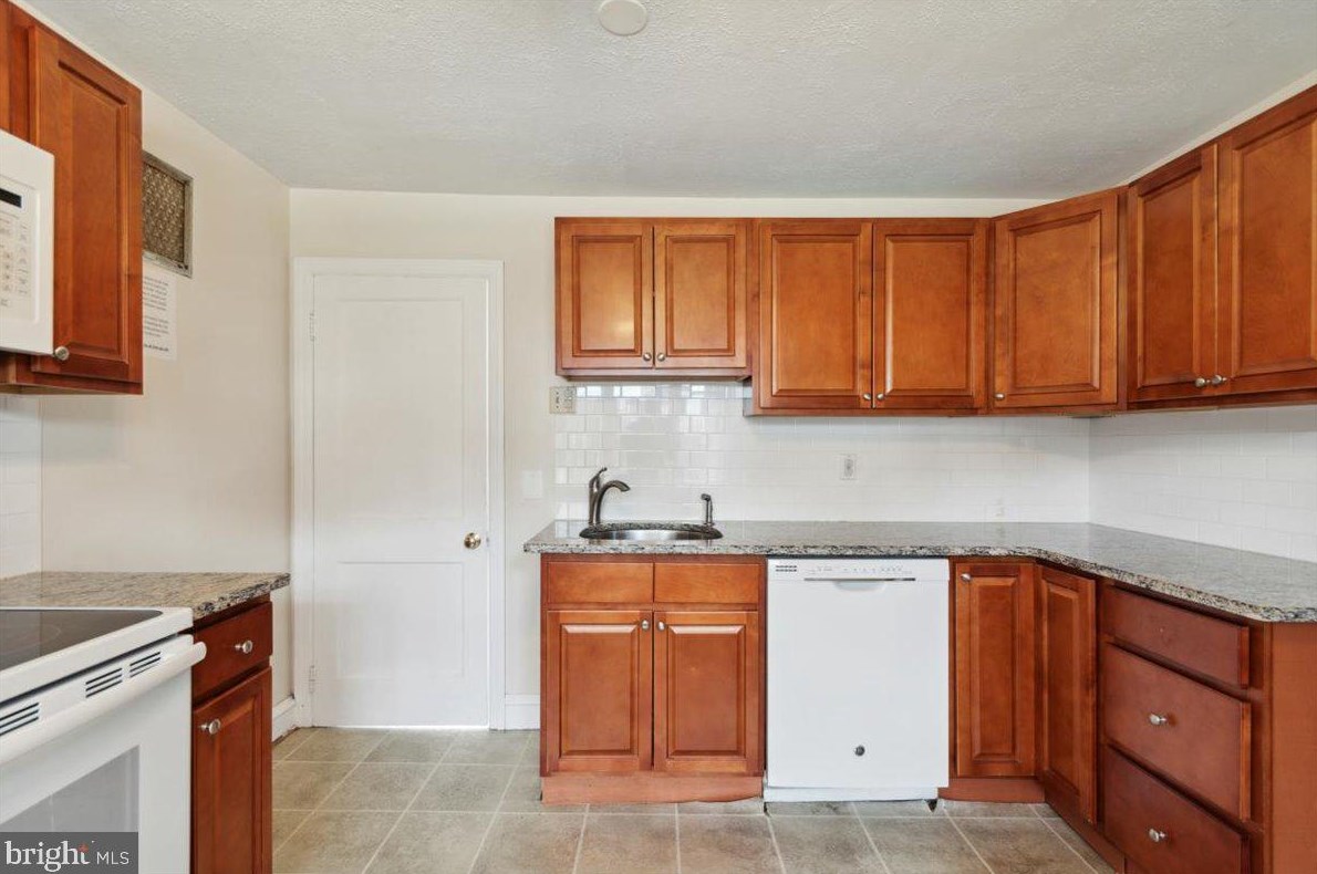 1700 Pearson St, Philadelphia PA exterior