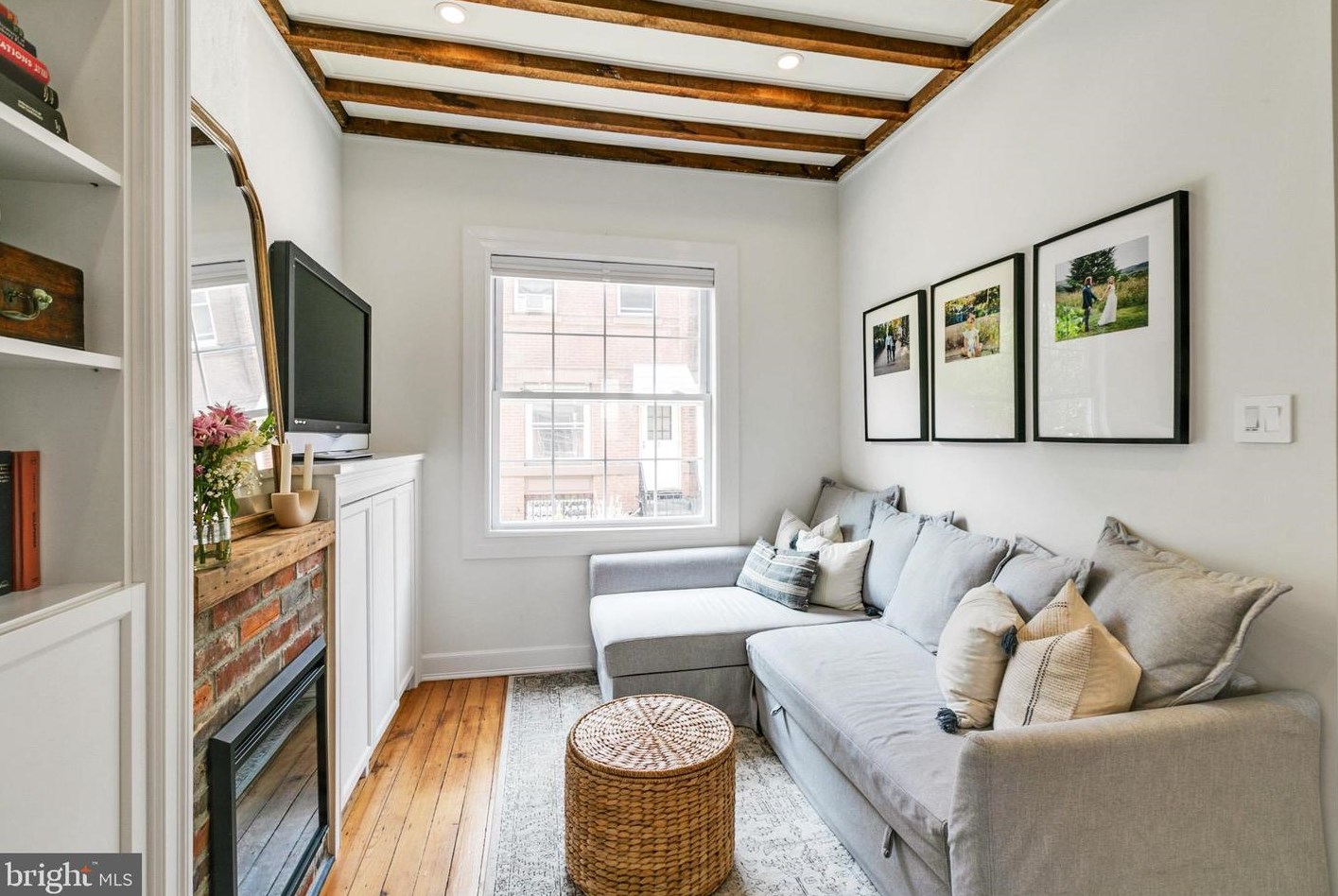 2919 Flora St, Philadelphia PA  19121-4508 exterior