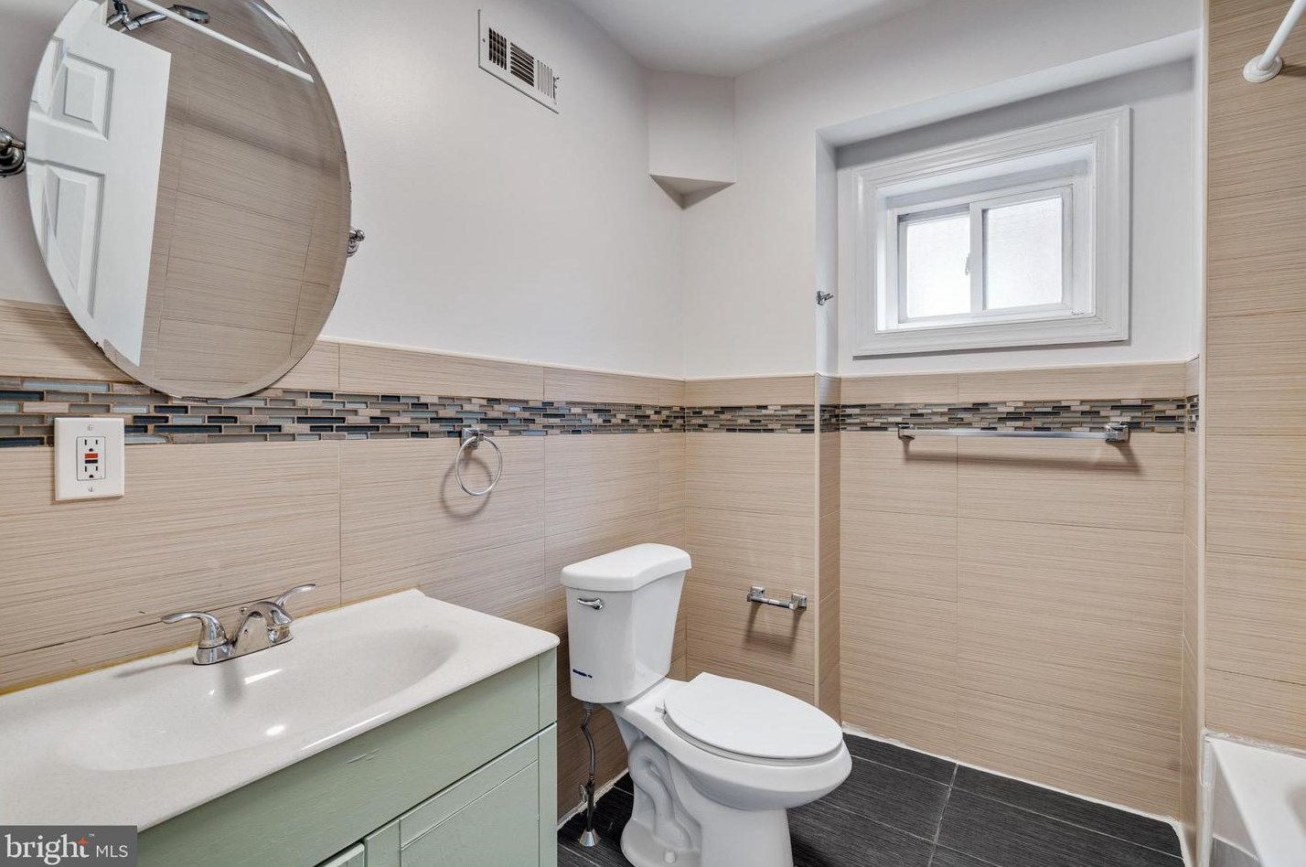 3143 Salmon St, Philadelphia PA  19134-5829 exterior