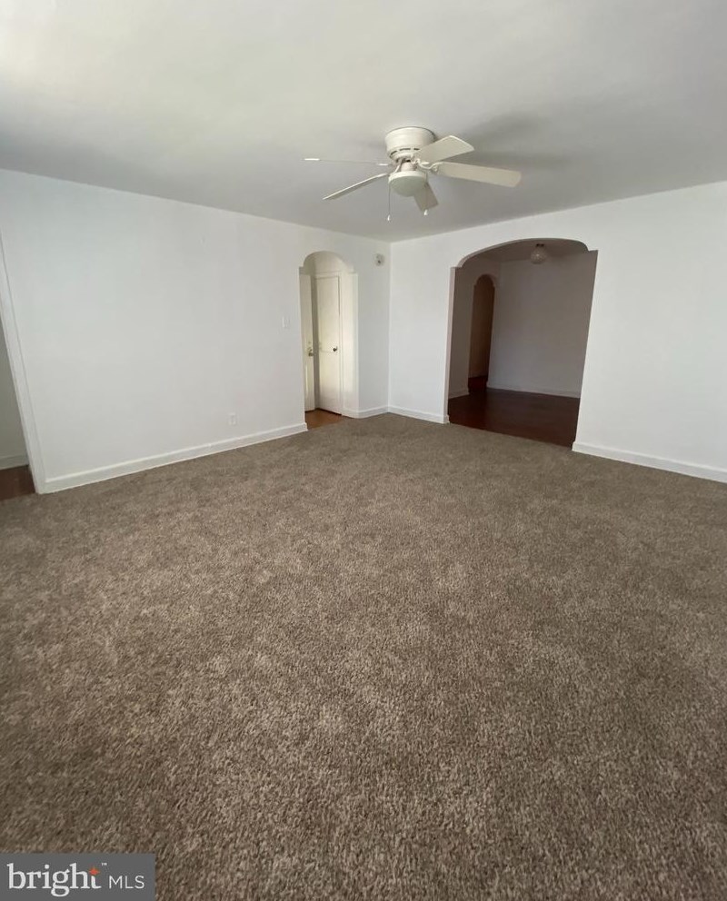 5971 Woodcrest Ave, Philadelphia PA  19131-2216 exterior