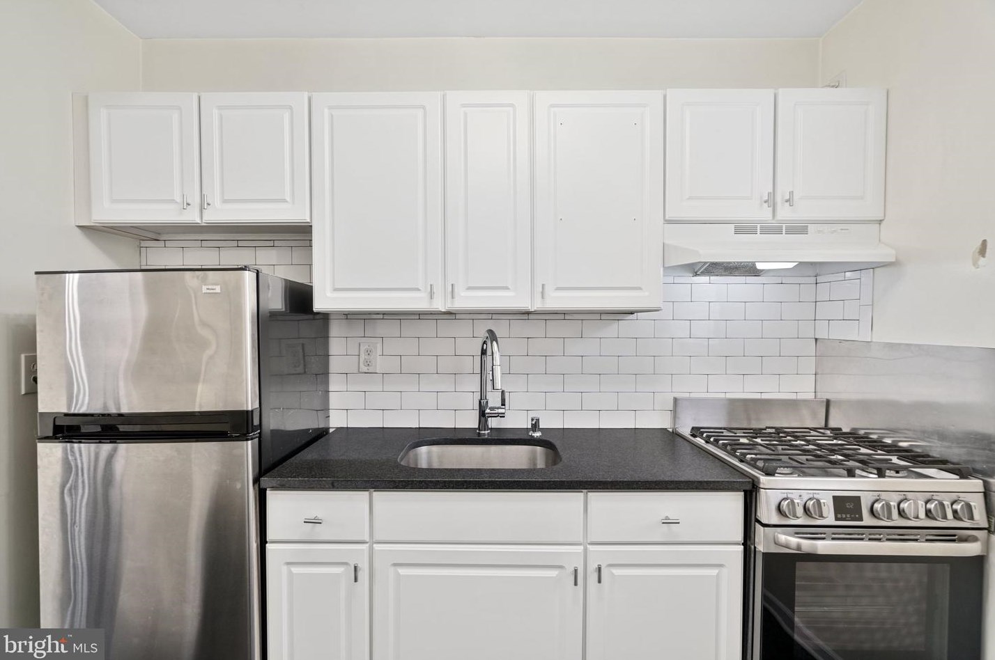 3058 Weikel St, Philadelphia PA  19134-3721 exterior