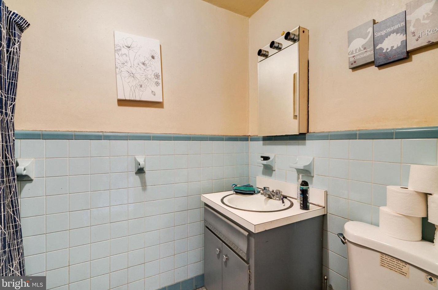 508 7th St, Philadelphia PA 19123-3912 exterior