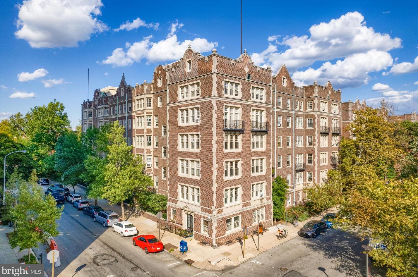 349 47th St, Philadelphia PA  19143-1838 exterior