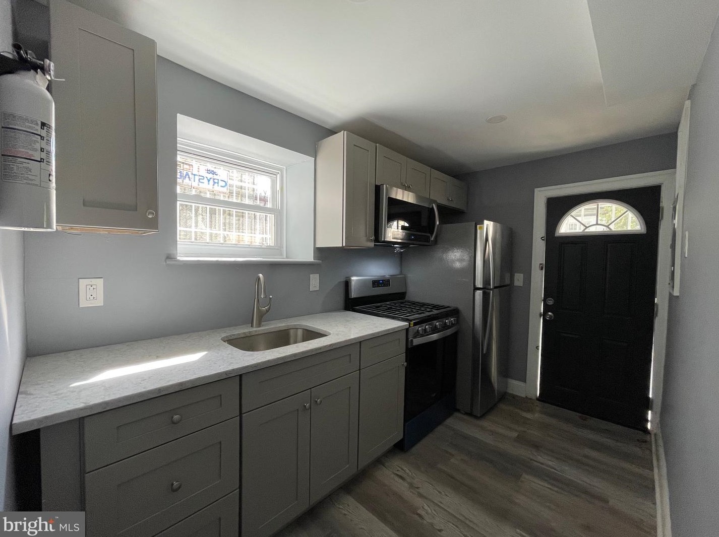 5436 Woodcrest Ave, Philadelphia PA  19131-1332 exterior