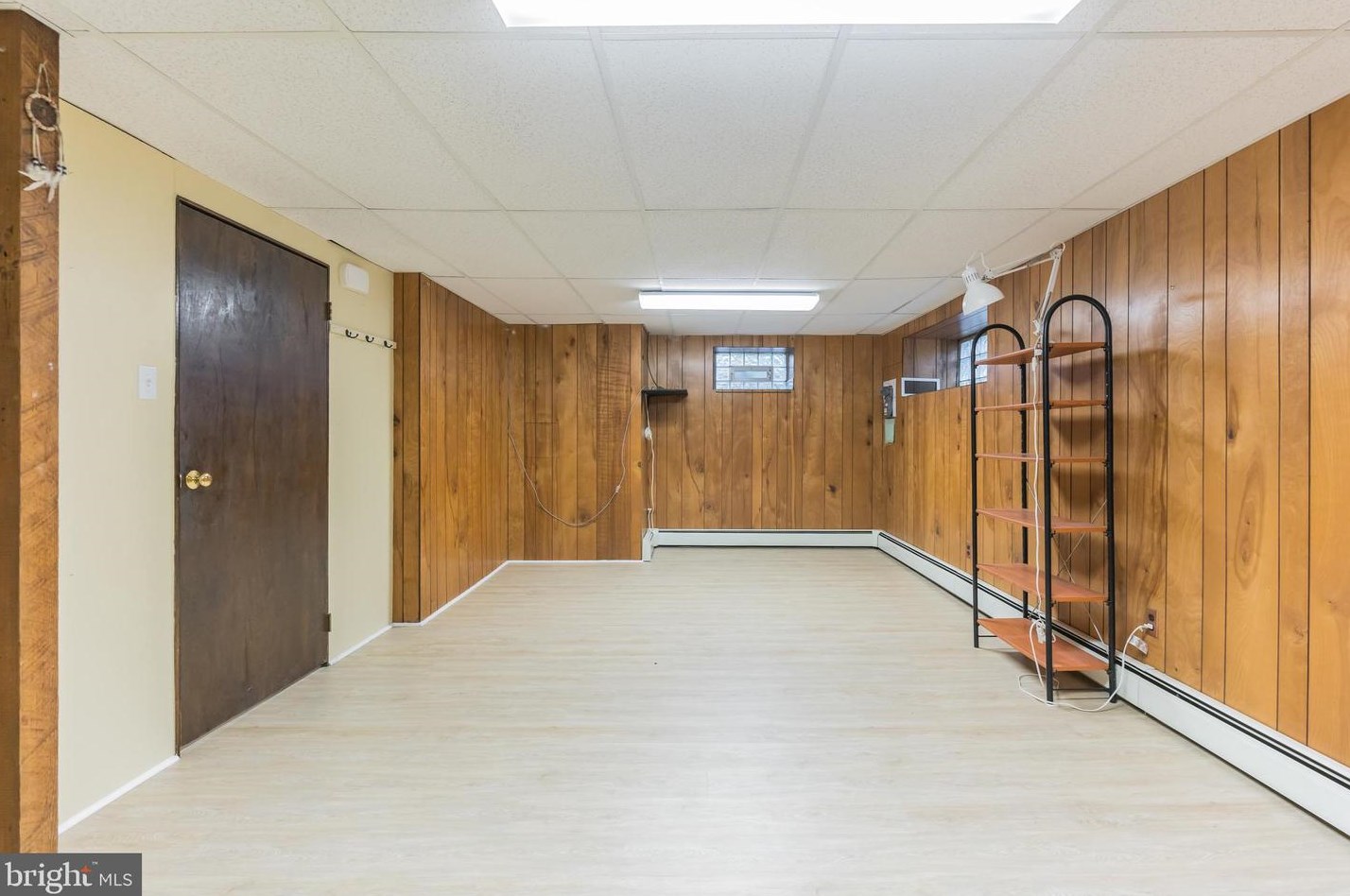 610 Seville St, Philadelphia PA 19128-3630 exterior