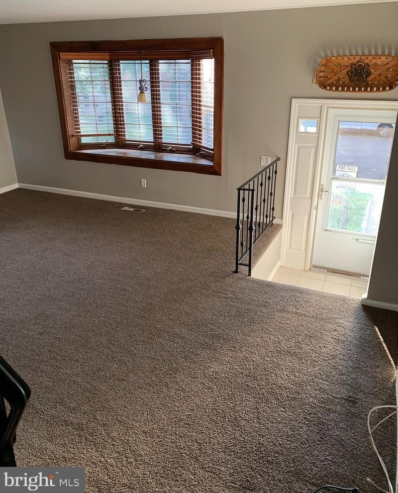 12523 Ramer Rd, Philadelphia PA  19154-1901 exterior