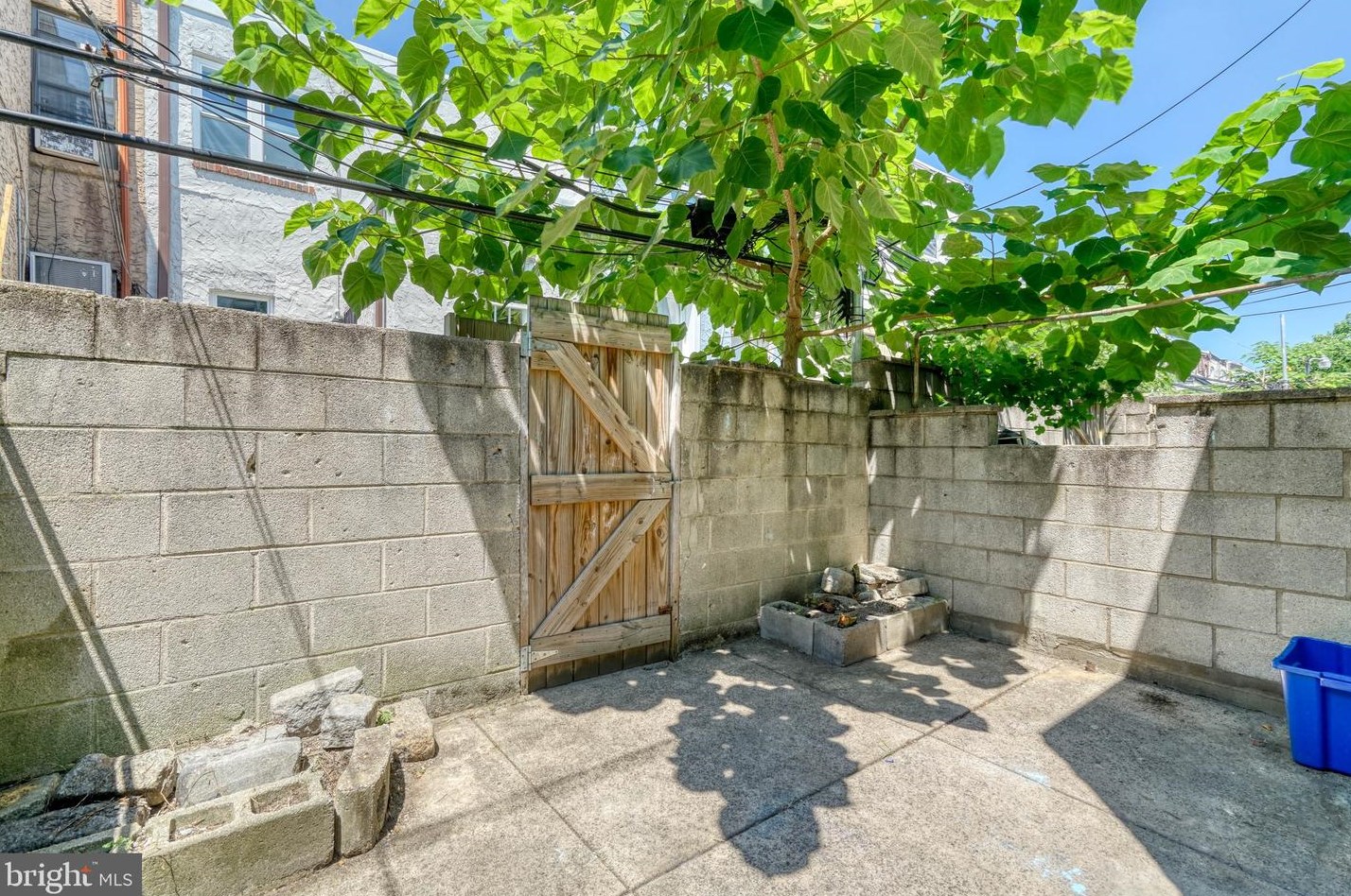 1646 Etting St, Philadelphia PA  19145-1221 exterior
